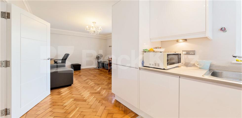 			HEATING and HOT WATER INCLUDED, 1 Bedroom, 1 bath, 1 reception Flat			 The Grampians, Shepherds Bush Road, Shepherds Bush